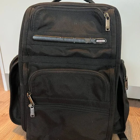 replica tumi backpack Leather Tumi Replica Backpack Excellent Condition】TUMI Backpack Daypack All  Leather Black